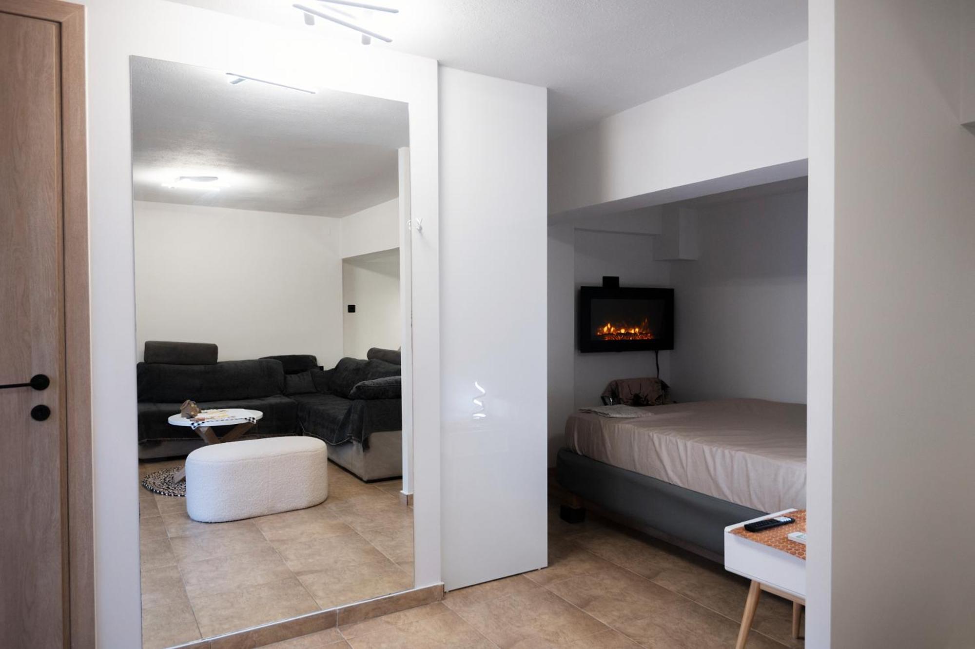 Appartamento La Casa De Spyrakos Volos Esterno foto