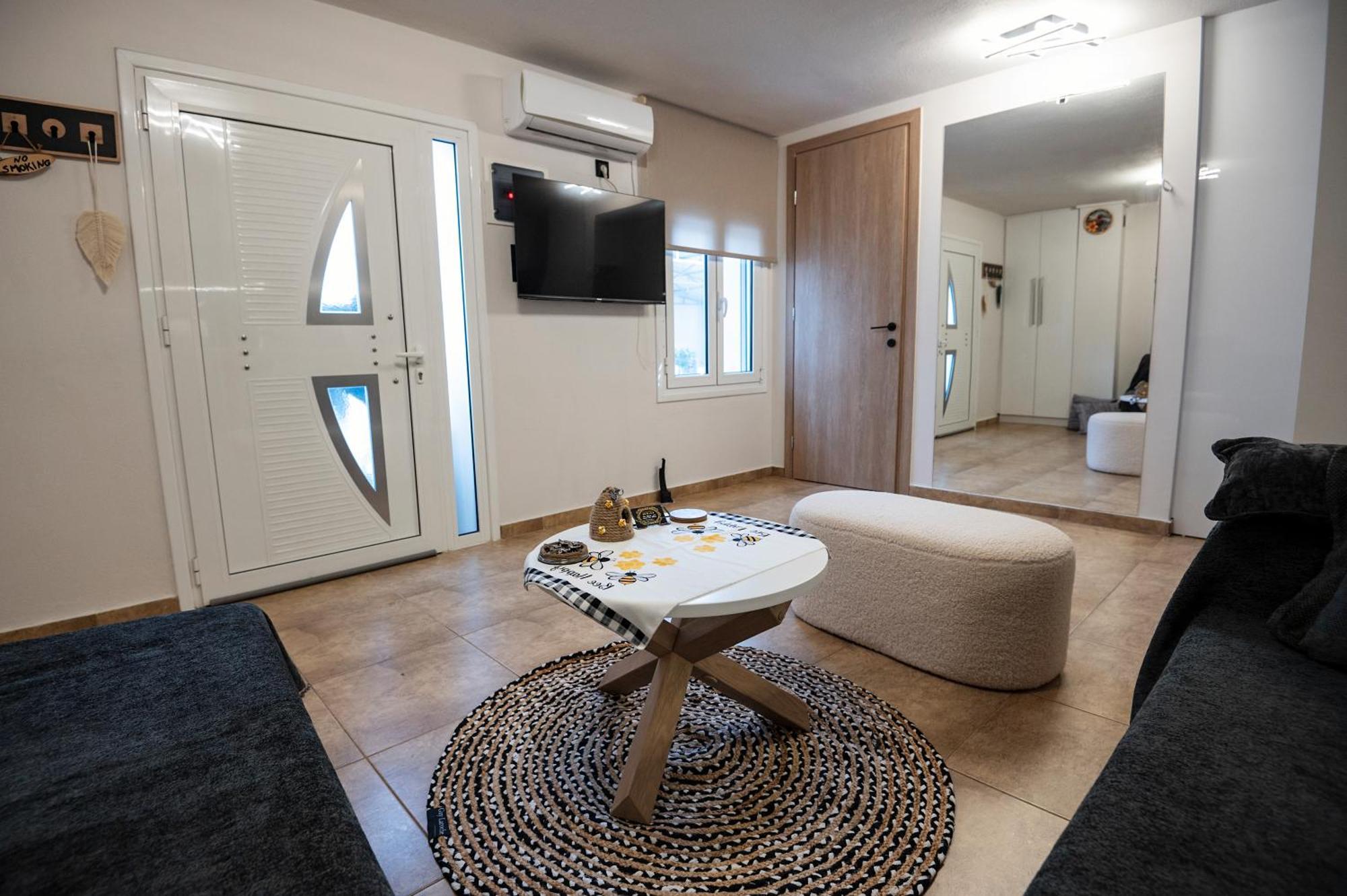 Appartamento La Casa De Spyrakos Volos Esterno foto
